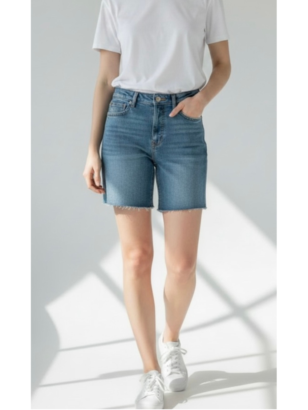 NWT Free People Denim Jean Shorts 4 Inch Inseam Women's Size 27 Anthropologie